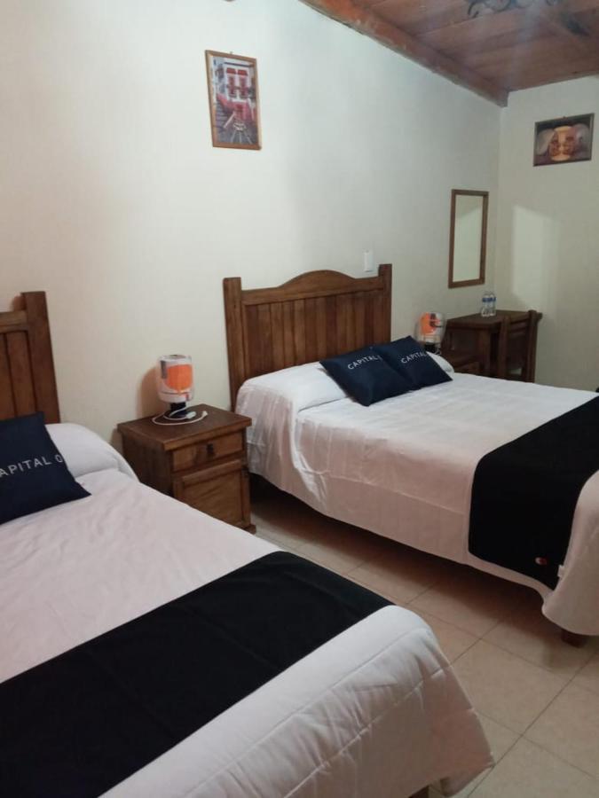 Casa Manning Y Salon La Troje Hotel Omitlan de Juarez ภายนอก รูปภาพ