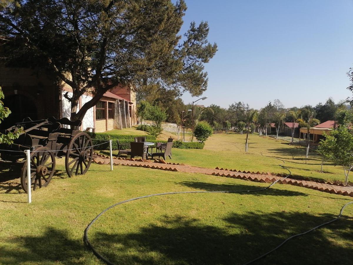 Casa Manning Y Salon La Troje Hotel Omitlan de Juarez ภายนอก รูปภาพ